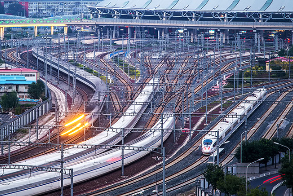 东田国产化上海工控机助力铁路.png